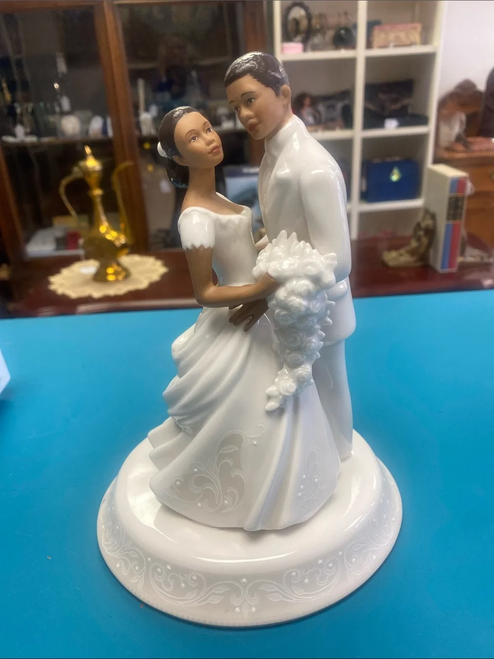 Porcelain opal innocence Wedding Cake Topper Bride and Groom Figurine. Lenox